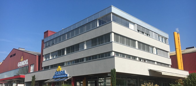 Aussensanierung in Bassersdorf - Bürohaus